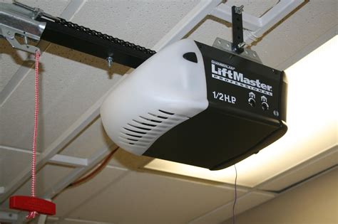 Garage Door Opener Services: Garage Door Opener Pros in Los Angeles, CA