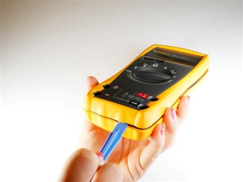 Fluke 77 Series III Battery Replacement - iFixit