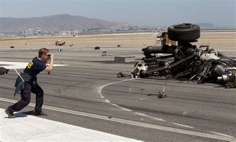 Crash of a Boeing 777-28E in San Francisco: 3 killed | Bureau of ...