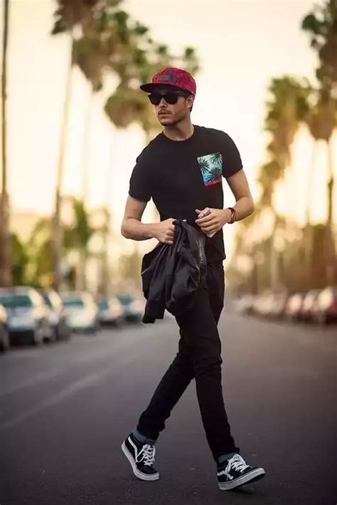 33 Best Men’s Outfits with Vans with Styling Tips | Mens summer outfits ...