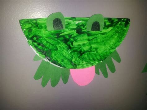 Paper plate frog, Preschool Art | March: Life Cycles Theme | Pinterest