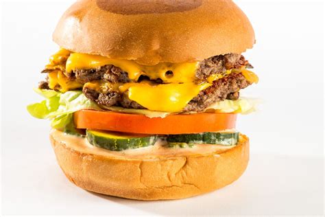 Vegans Angry at Umami for Serving the New Impossible Burger With Lots of Dairy - Eater LA