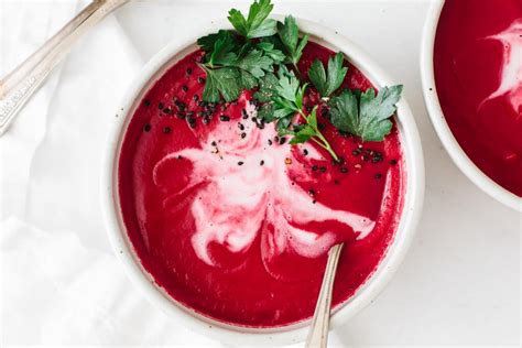 Best Borscht Soup Recipe: Easy Homemade Delight 2024