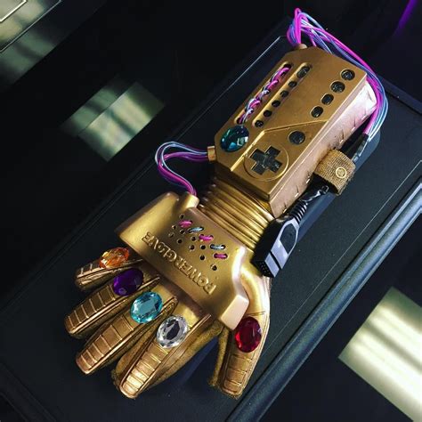 The Infinity Gauntlet Power Glove Marvel Heroes, Captain Marvel, Marvel ...