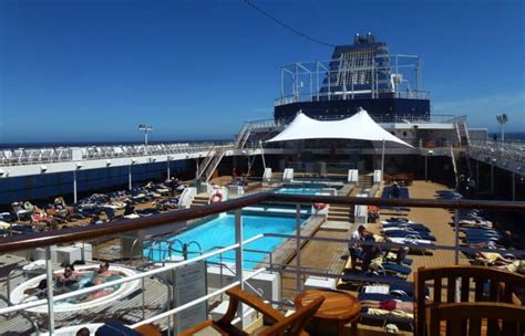 What’s the Best Deck on a Cruise Ship? How to Choose a Cabin or ...