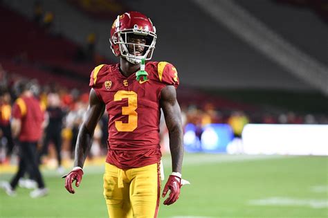 Jordan Addison injury updates: USC WR returns to sideline in crutches ...