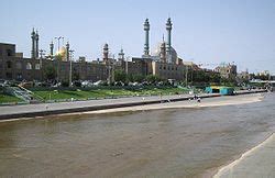 Qom - Wikipedia