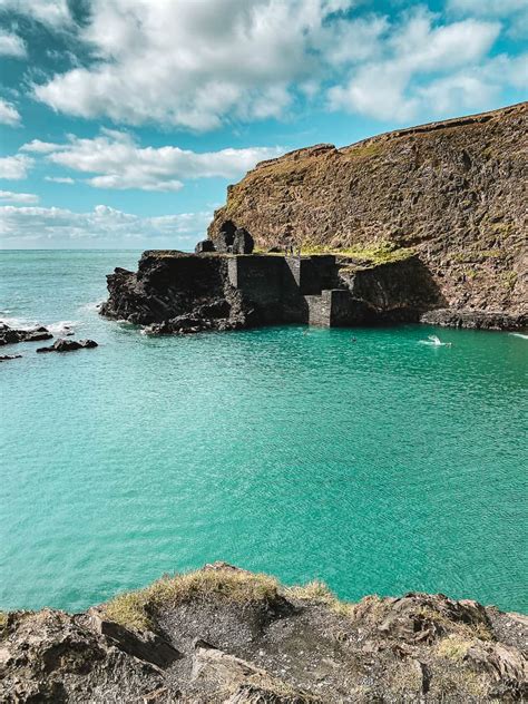 How To Visit The Magical Blue Lagoon In Pembrokeshire, Wales (2021)!