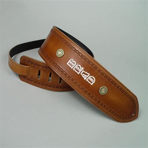 Wide Pointed Classic Bass Guitar Strap - Leathersmith Designs Inc.