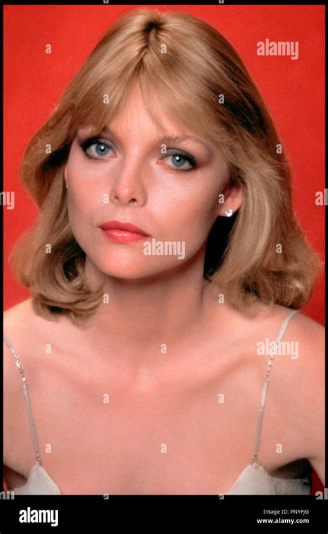 Michelle Pfeiffer Scarface Stock Photos & Michelle Pfeiffer Scarface Stock Images - Alamy