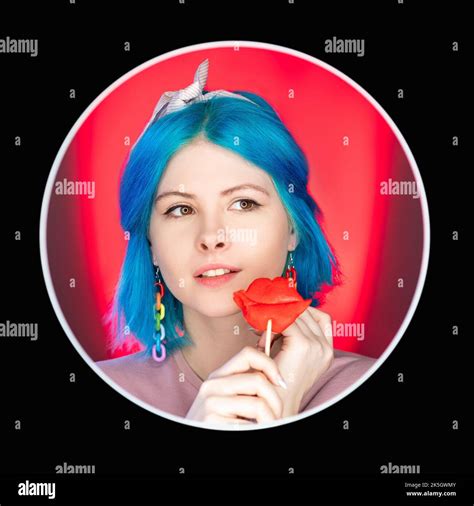 Round lollipop icon hi-res stock photography and images - Alamy