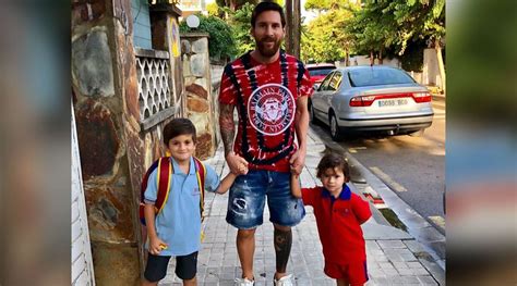 Father’s Day 2021: Lionel Messi’s Photos With His Sons Thiago, Ciro and ...