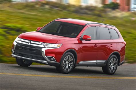 2016 Mitsubishi Outlander Review