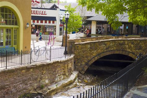 Downtown Manitou Springs | Manitou springs, Manitou springs colorado ...