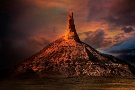 Chimney Rock at sunset | Chimney rock nebraska, Eiffel tower, Tower