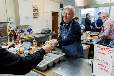 The Archbishop of Canterbury takes part in The Big Help Out - The Canterbury Hub