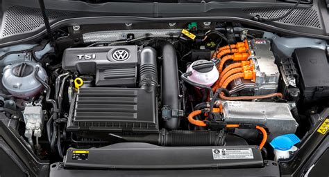 2015 VW Golf GTE plug-in hybrid is a smooth operator