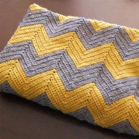 20 Awesome Crochet Blanket Patterns for Beginners - Ideal Me