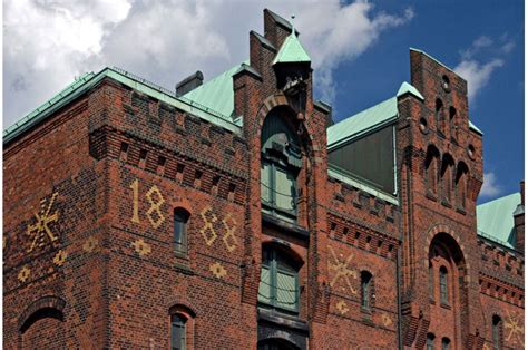 Speicherstadt Museum - Enter now and go explore for free