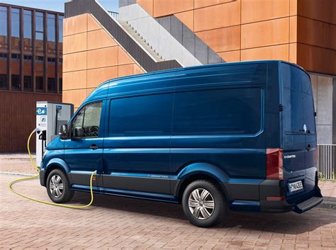 Volkswagen e-Crafter - the electric van with 170 km of autonomy ...