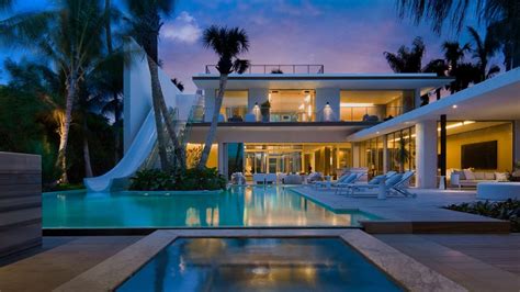 This Miami home comes with a two-storey water slide | Architectural ...