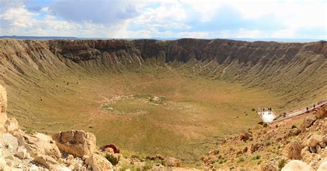 Experience Arizona: Barringer Crater aka Meteor Crater