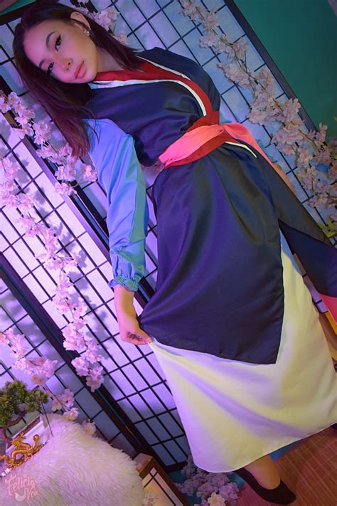 Mulan cosplay from the animated movie : r/FeliciaVox