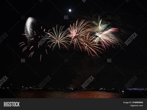 Fireworks On Lake Image & Photo (Free Trial) | Bigstock