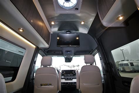 2021 AIRSTREAM AIRSTREAM INTERSTATE 24GL - Airstream of Ontario