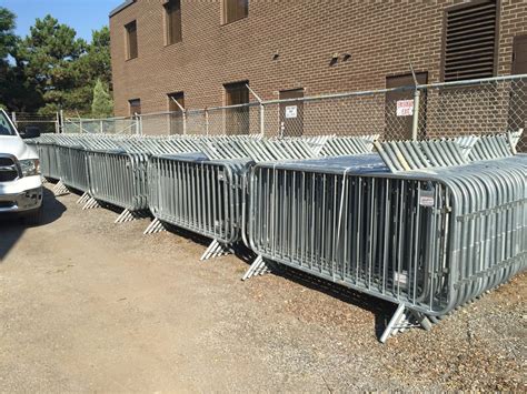 Pedestrian Barriers | Fast Fence Inc.