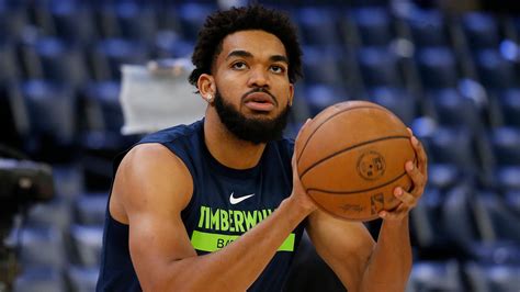 Karl-Anthony Towns (calf) expected to return in coming weeks | NBA.com