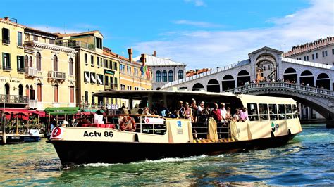 Vaporetto Venecia: lineas, horarios y tarifas - turismoenvenecia.com