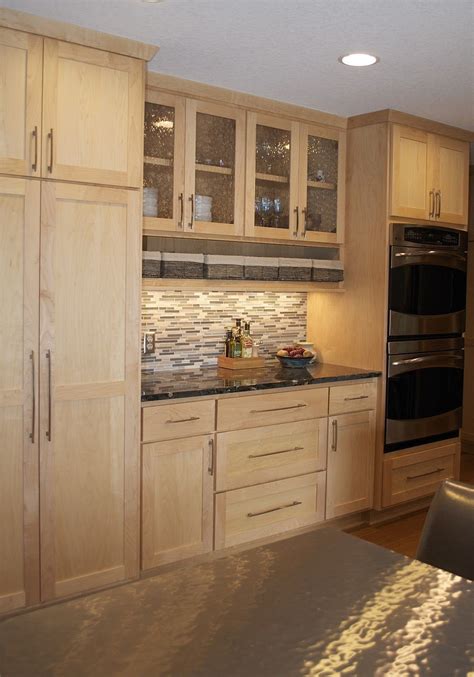 What Color Countertops With Light Wood Cabinets?