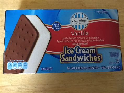 Sundae Shoppe Ice Cream Sandwiches | Aldi Reviewer