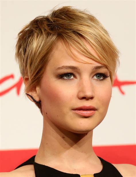 Why We Now Love Jennifer Lawrence’s Pixie Haircut | StyleCaster