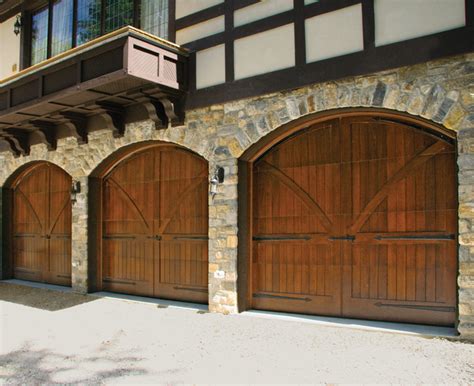 Custom Wood Carriage Garage Doors - Artisan Doorworks