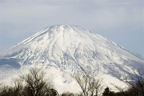 Jepang Batalkan Musim Pendakian Gunung Fuji | Republika Online