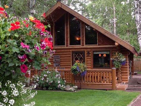 Beautiful Remodeled Cabin near Glacier National Park UPDATED 2020 ...