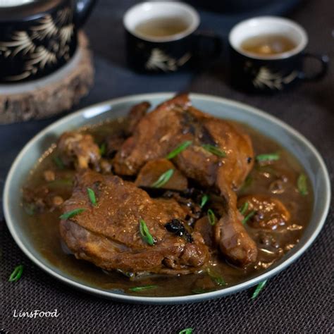 Chinese Braised Duck Legs Recipe and Video