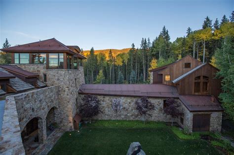 Take a look inside Oprah's new $14 million Colorado mansion - AOL