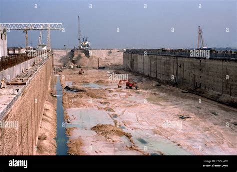 Dubai UAE Dubai Dry Dock Construction 1977 Stock Photo - Alamy