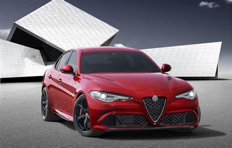 2016 Alfa Romeo Giulia: Official Specs and Images