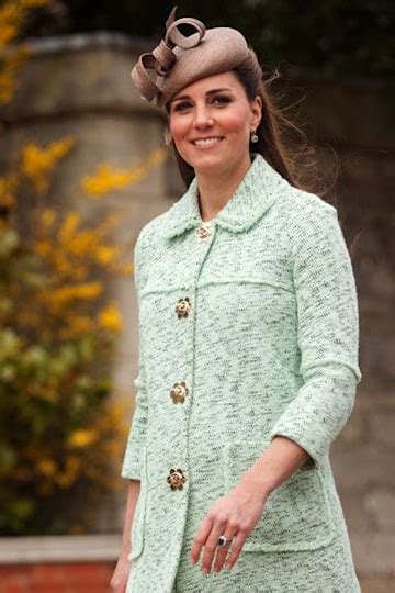 Kate Middleton post hospital outfit | HELLO!