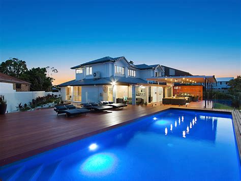 Whitehaven at Broadbeach - Vogue holiday Homes - Groundwater CMF