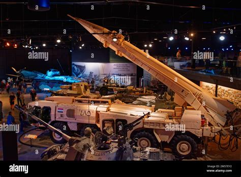 Scud missile attack hi-res stock photography and images - Alamy