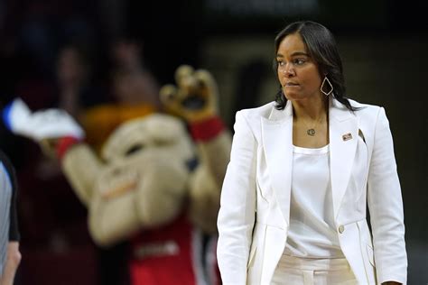 Joni Taylor leaves Georgia to replace Blair at Texas A&M | AP News