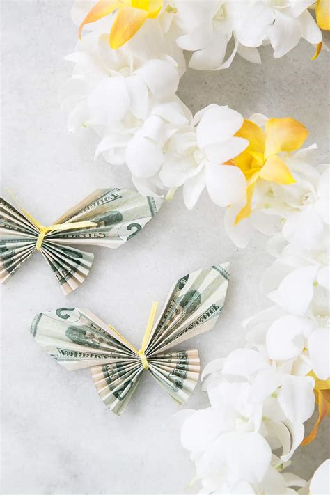 Money Origami - A Butterfly Money Lei for Graduation