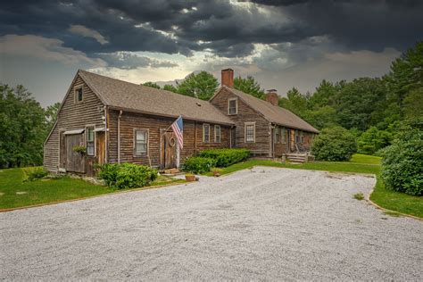 The Conjuring House Has Resumed Tours - Rhode Island Monthly