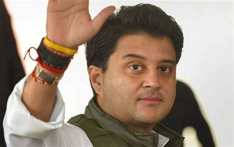 Jyotiraditya Scindia is New Civil Aviation Minister: Check his Biography and Political Career