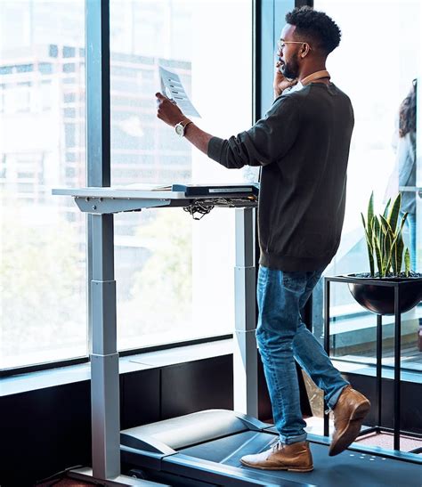 Treadmill desks can benefit your health in these three key ways